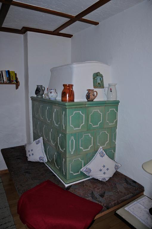 Holzschnitzers Appartements Ehrwald Exteriör bild