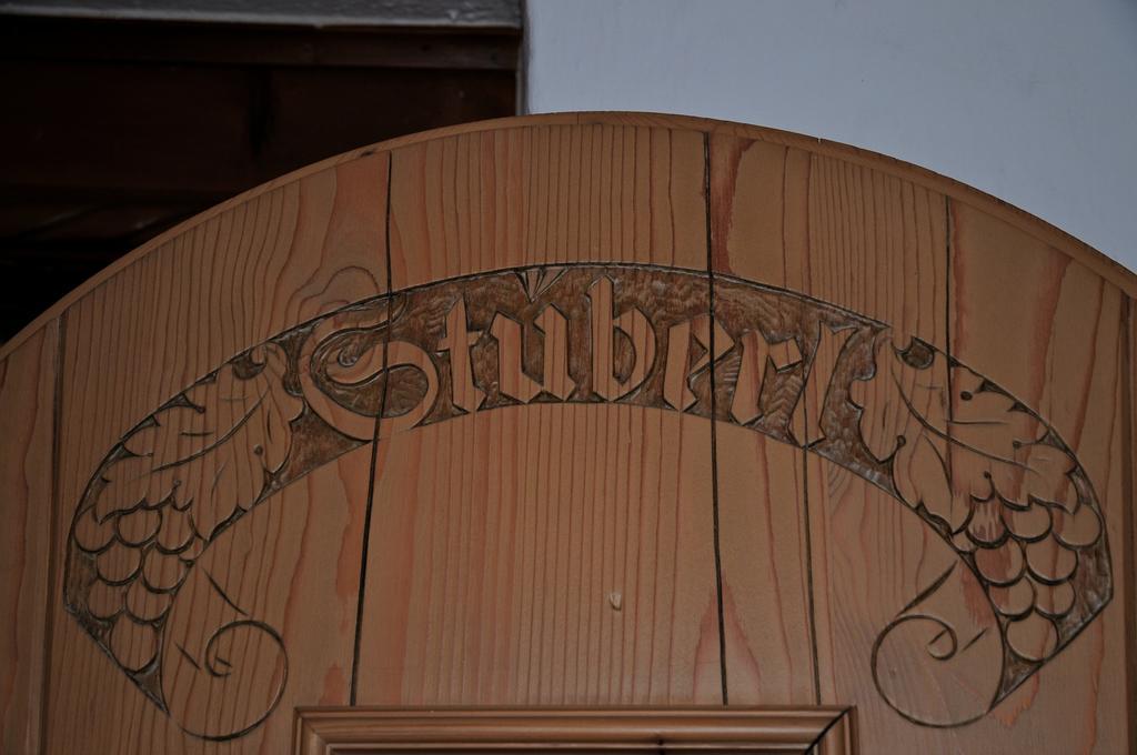 Holzschnitzers Appartements Ehrwald Exteriör bild